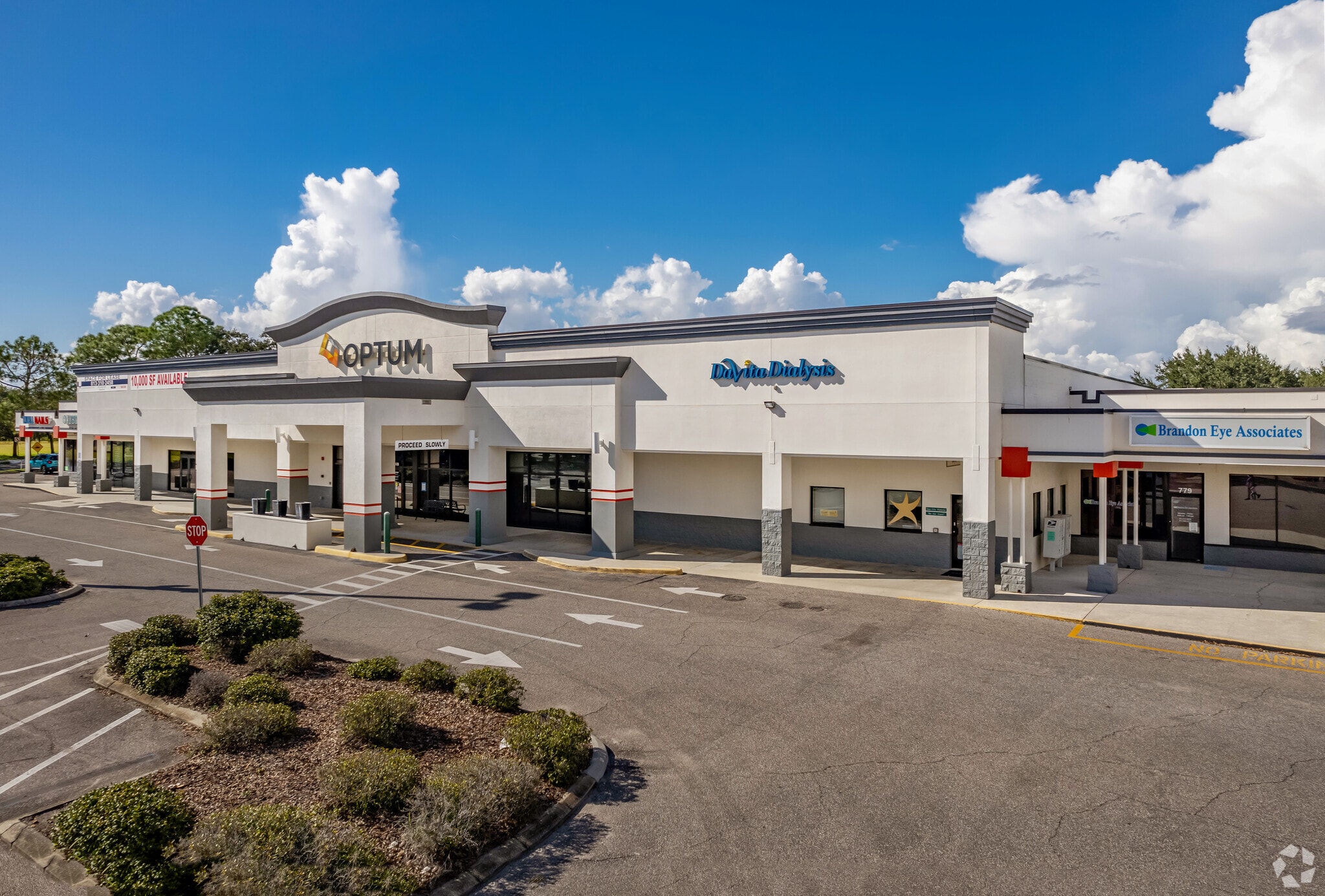 789 Cortaro Dr, Sun City Center, FL à louer Photo principale– Image 1 sur 9