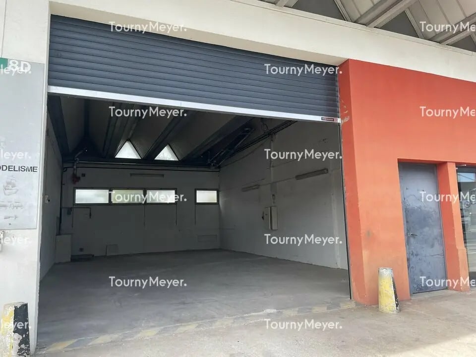 Local d’activités dans Vendargues à louer Photo de l’immeuble– Image 1 sur 11