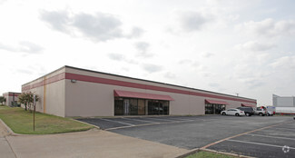 Plus de détails pour 2601-2621 Aero Dr, Grand Prairie, TX - Local d'activités à louer