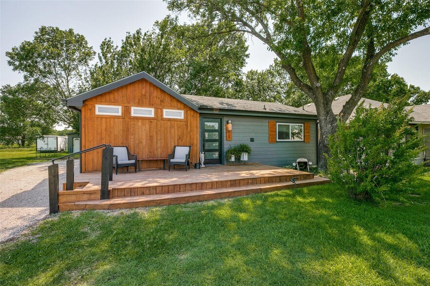 407 E Broad St, Forney, TX à vendre - Photo de l’immeuble – Image 2 sur 25