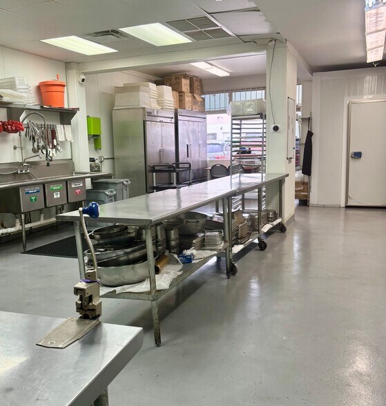 7180-7194 SW 47th St, Miami, FL à vendre - Photo de l’immeuble – Image 3 sur 7