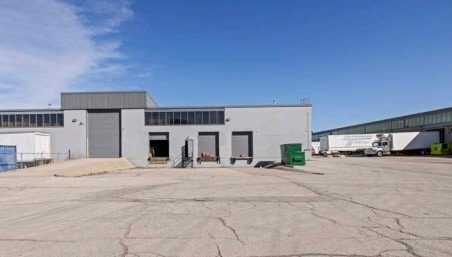 355 Garyray Dr, Toronto, ON à louer - Photo de l’immeuble – Image 3 sur 6