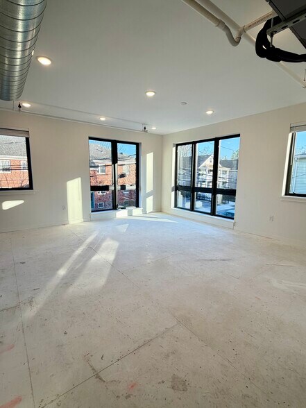 80 Broadway, Arlington, MA à louer - Photo de l’immeuble – Image 3 sur 14