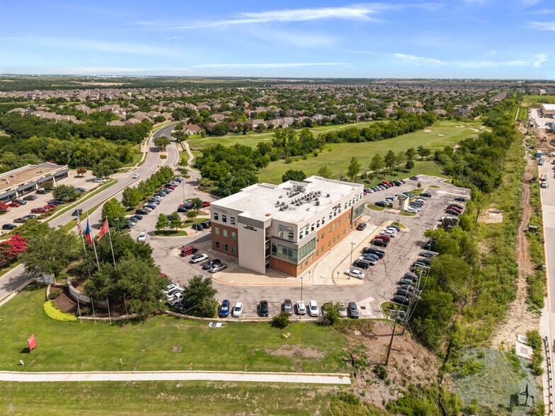 14008 Shadowglen Blvd, Manor, TX à vendre - Photo de l’immeuble – Image 2 sur 9