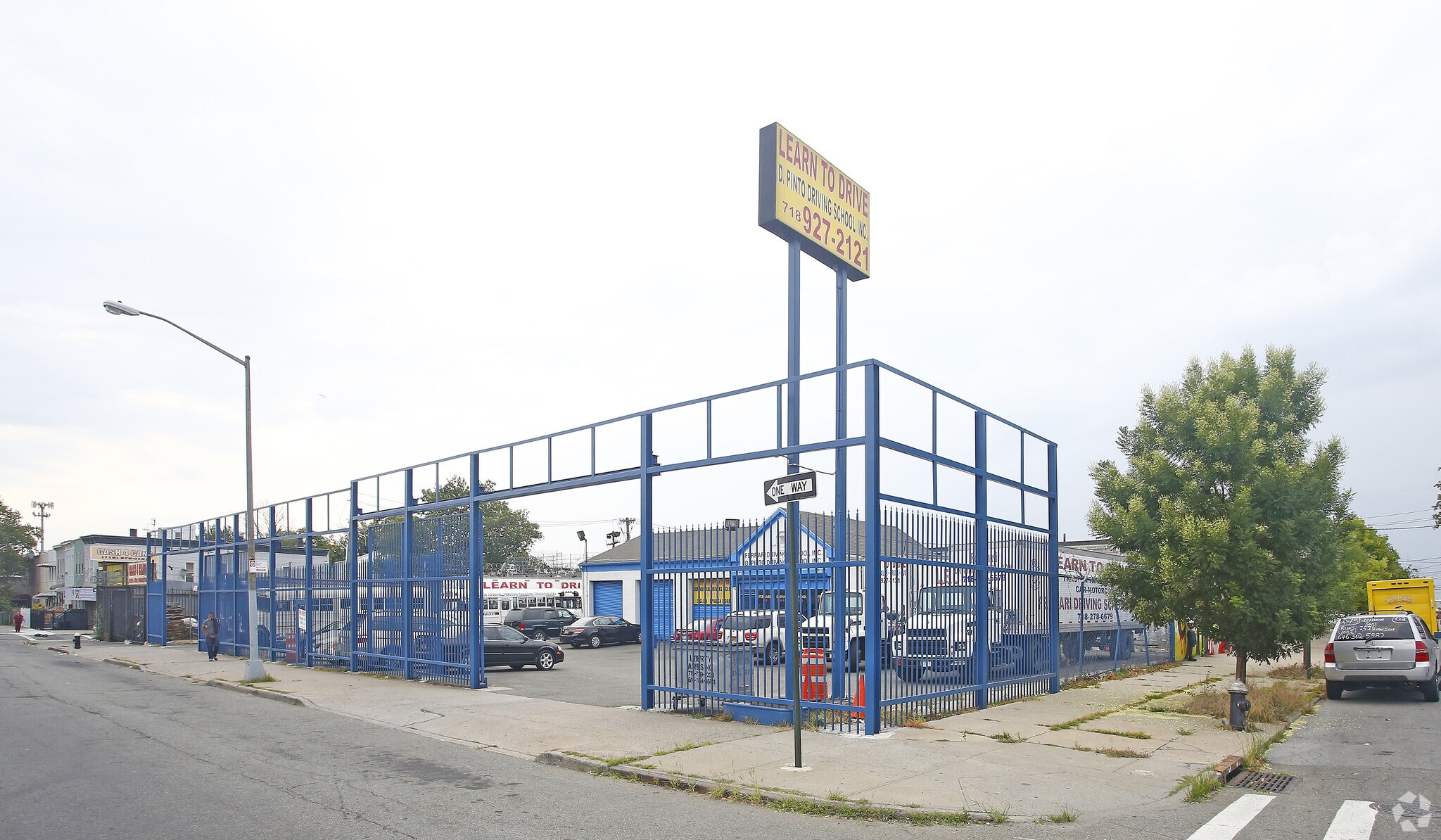 2444 Linden Blvd, Brooklyn, NY à louer Photo principale– Image 1 sur 6