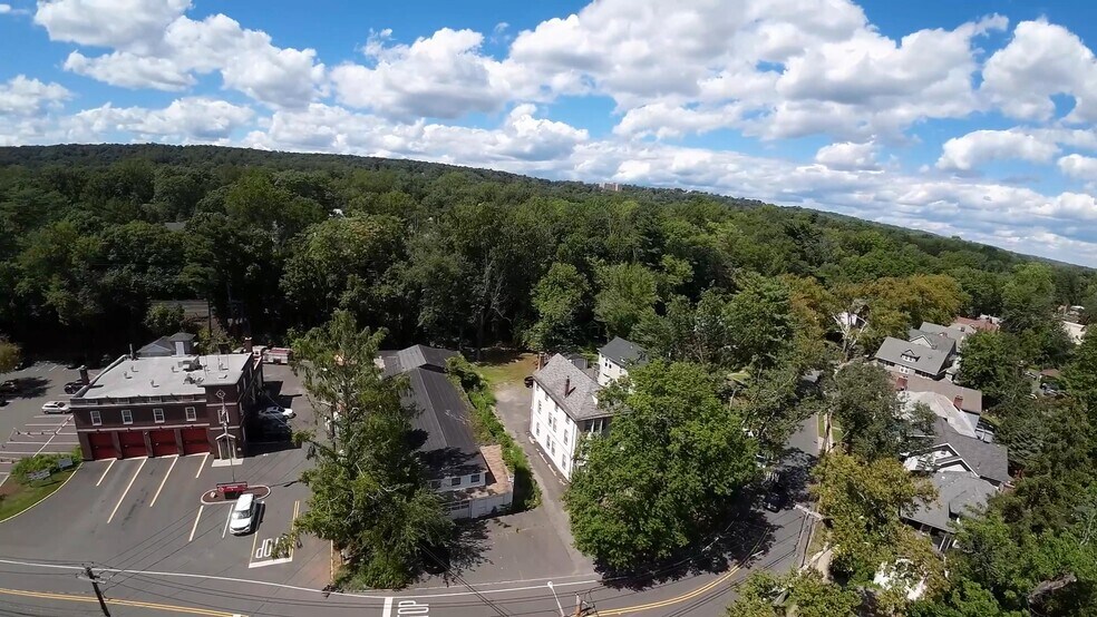 79 Dunnell Rd, Maplewood, NJ à vendre - Aérien – Image 3 sur 5