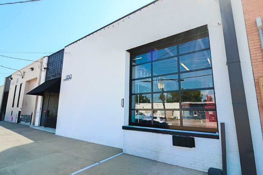 1350 Chemical St, Dallas, TX à louer - Photo de l’immeuble – Image 2 sur 10