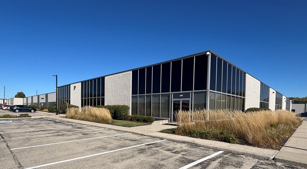 6911-7061 Corporate Cir, Indianapolis, IN à louer - Photo de l’immeuble – Image 1 sur 1