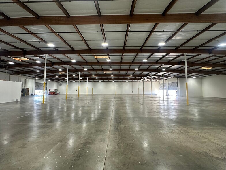 15120-15200 Marquardt Ave, Santa Fe Springs, CA à louer - Photo intérieure – Image 3 sur 11