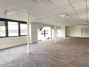 53 Rue De L'Etang, Limonest à louer Photo de l’immeuble– Image 2 sur 30