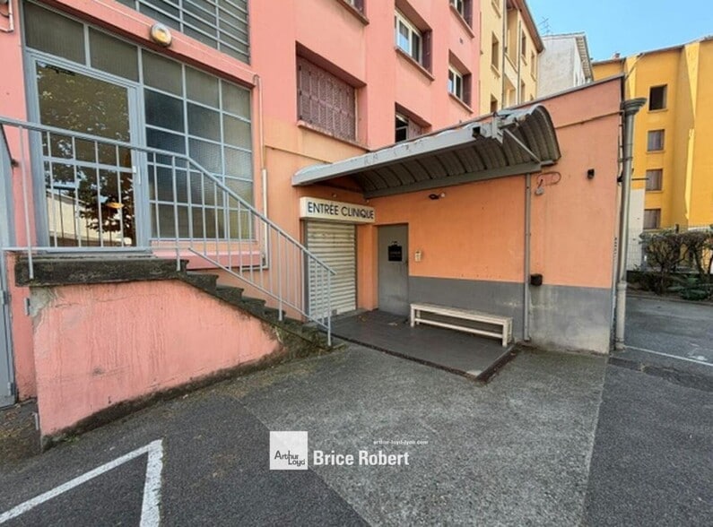 47 Avenue Jean Mermoz, Lyon à louer - Photo de l’immeuble – Image 2 sur 6