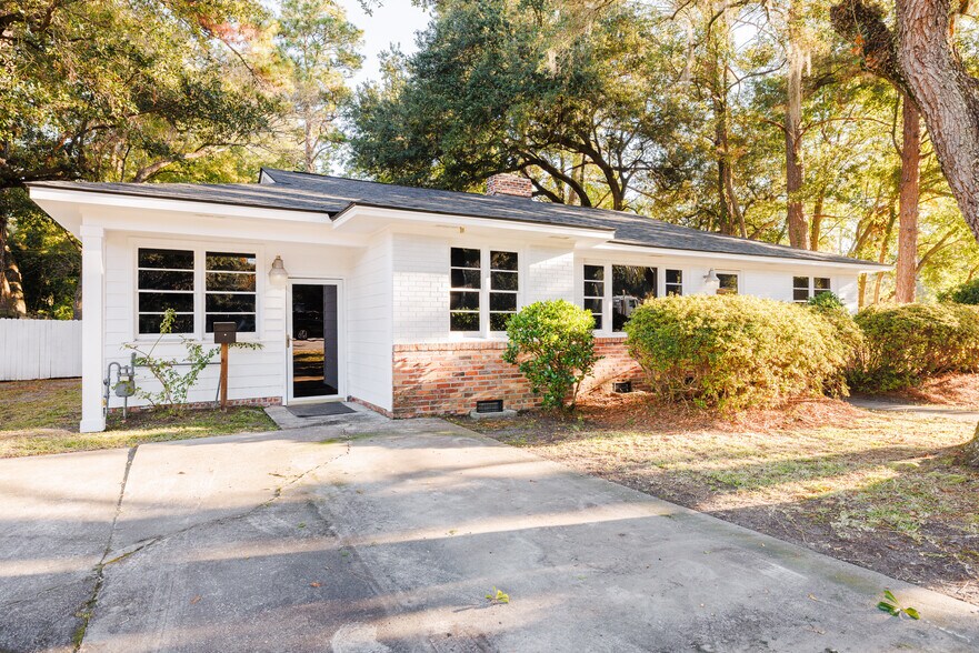 112 E Derenne Ave, Savannah, GA à vendre - Photo de l’immeuble – Image 2 sur 29