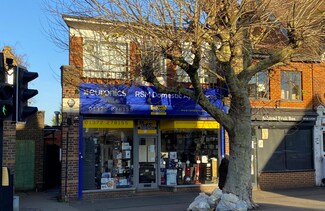 Plus de détails pour 37 The St, Ashtead - Local commercial à louer