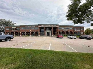 Plus de détails pour 2346 Mormon Trek Blvd, Iowa City, IA - Bureau/Médical, Bureau/Local commercial à louer