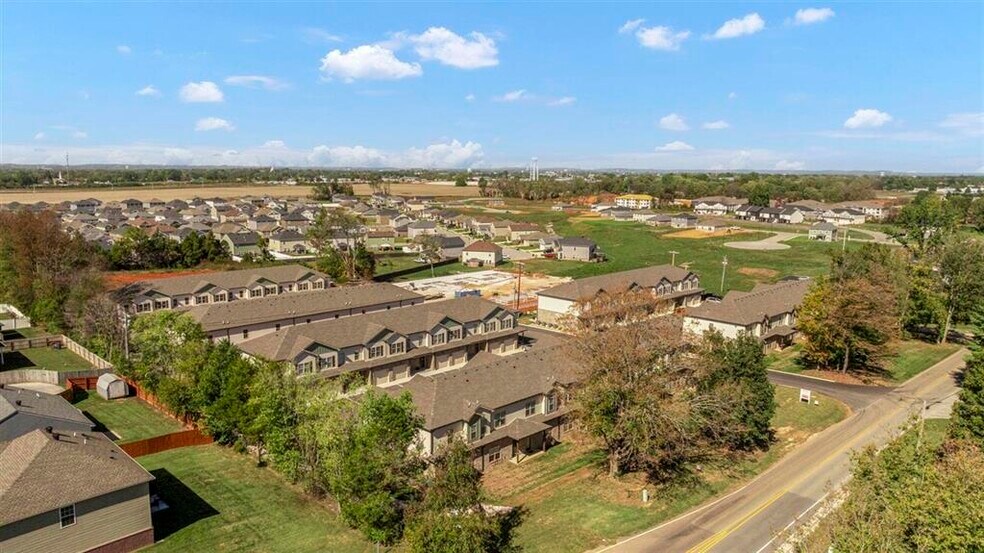 721 Plano Rd, Bowling Green, KY à vendre - Photo de l’immeuble – Image 3 sur 14