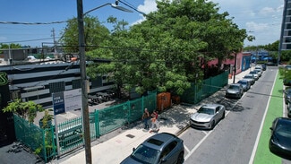 Plus de détails pour 176 NW 24th St, Miami, FL - Local commercial à louer