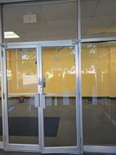 4184 Seneca St, West Seneca, NY à louer Photo intérieure– Image 1 sur 6