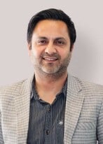 Vikaas K Kwatra