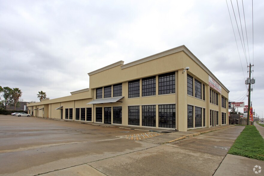 11522 Old Katy Rd, Houston, TX à louer - Photo de l’immeuble – Image 1 sur 6