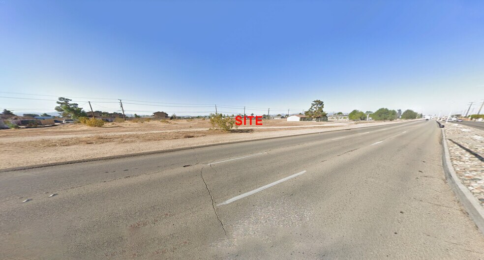 00 Bear Valley Road, Victorville, CA à vendre - Photo de l’immeuble – Image 2 sur 4