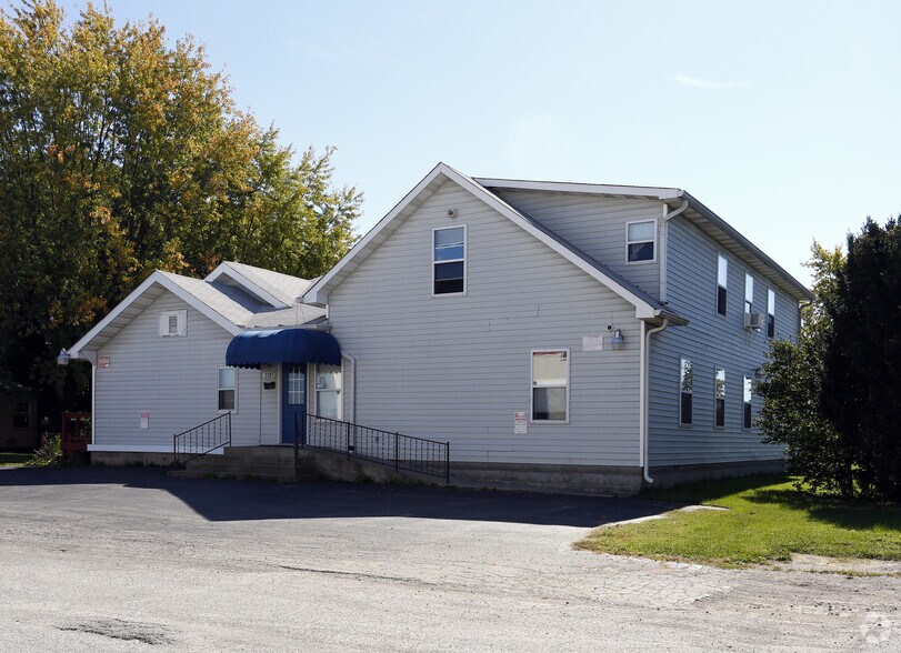 2301 E 45th St, Indianapolis, IN à vendre - Photo principale – Image 1 sur 20