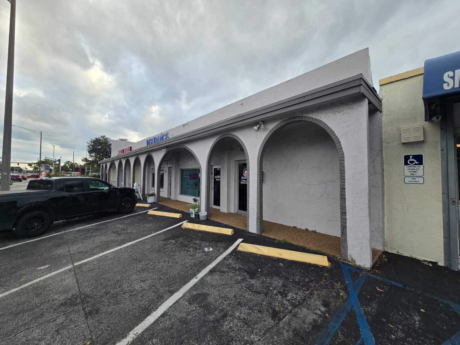 535 N State Road 7, Margate, FL à louer Photo de l’immeuble– Image 1 sur 10