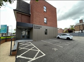 Cross St, Sale à louer Photo de l’immeuble– Image 1 sur 5