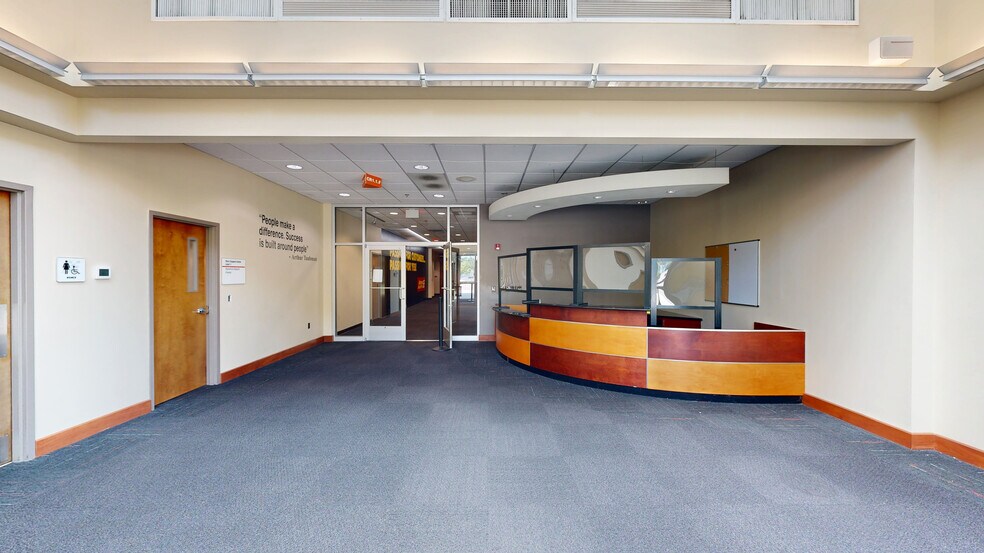 5008 Airport Rd, Roanoke, VA à vendre - Numérisation 3D Matterport – Image 3 sur 26