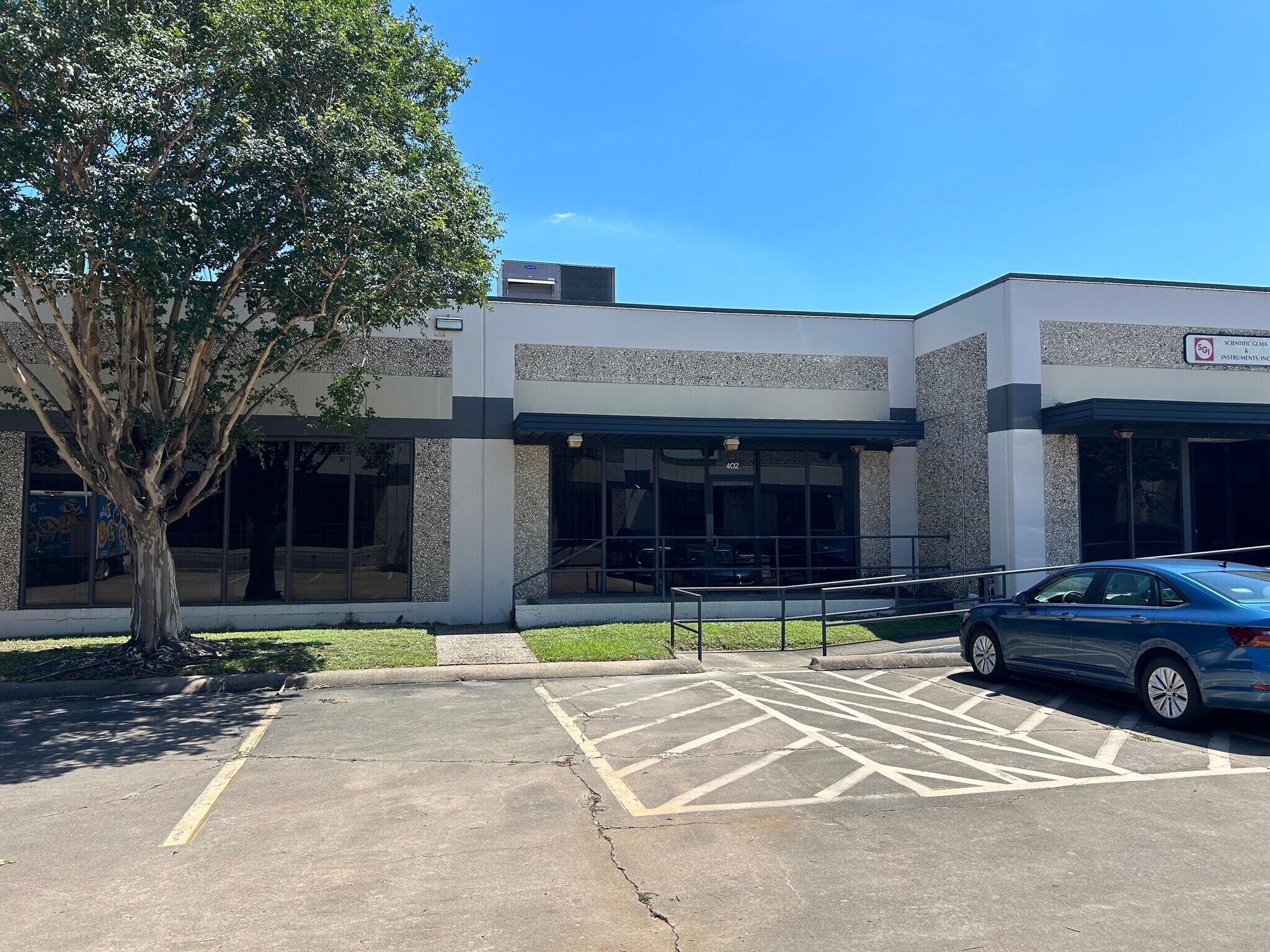2521 Fairway Park Dr, Houston, TX à louer Photo de l’immeuble– Image 1 sur 7