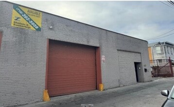 89-48 129th St, Richmond Hill, NY à louer Photo de l’immeuble– Image 1 sur 1