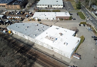 260 W Crescent Ave, Allendale, NJ à louer Photo de l’immeuble– Image 1 sur 9