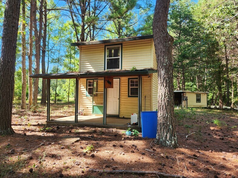 138 Vaughn Rd, Charlotte, TN à vendre - Photo de l’immeuble – Image 2 sur 20