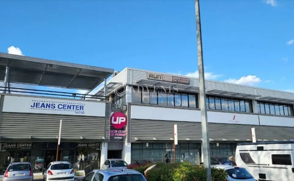 Bureau dans Nîmes à louer - Photo de l’immeuble – Image 1 sur 1