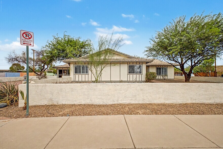 8038 E Almeria Rd, Scottsdale, AZ à vendre - Photo de l’immeuble – Image 3 sur 51