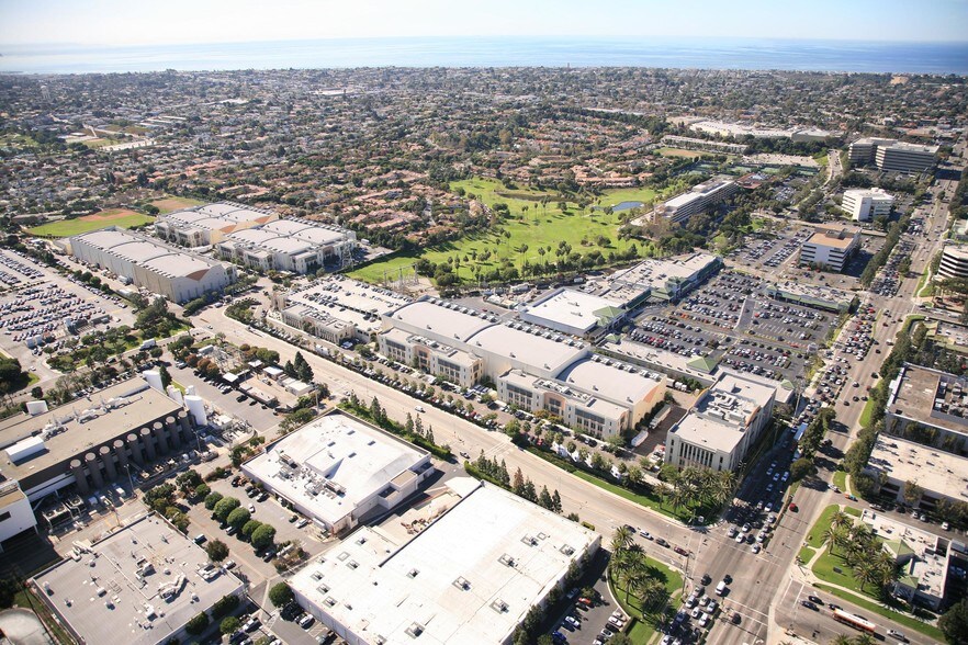 1600 Rosecrans Ave, Manhattan Beach, CA à louer - Aérien – Image 2 sur 4