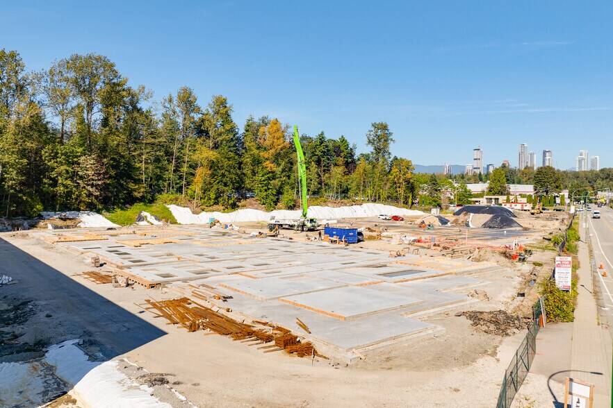3625 Brighton Ave, Burnaby, BC à louer - Photo de la construction – Image 2 sur 2