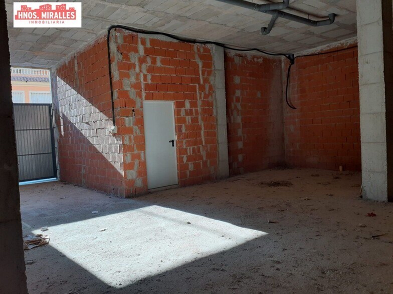 Local commercial dans Los Montesinos, Alicante à louer - Photo de l’immeuble – Image 3 sur 16