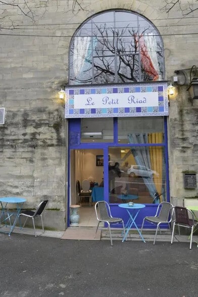 Local commercial dans Le Pecq à vendre - Photo de l’immeuble – Image 1 sur 7