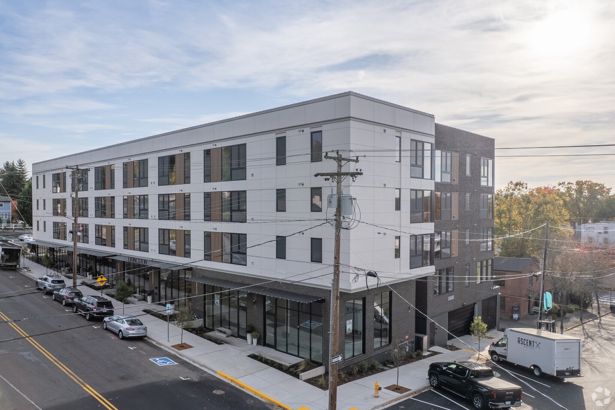 404 NE 6th Ave, Camas, WA à louer Photo principale– Image 1 sur 8