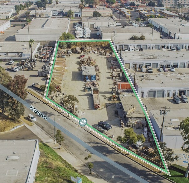 1000 S Cypress St, La Habra, CA à vendre - Photo de l’immeuble – Image 2 sur 2