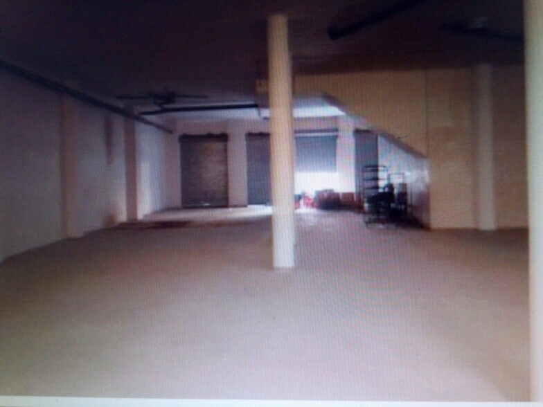 Local commercial dans Elda, Alicante à vendre - Photo intérieure – Image 2 sur 6