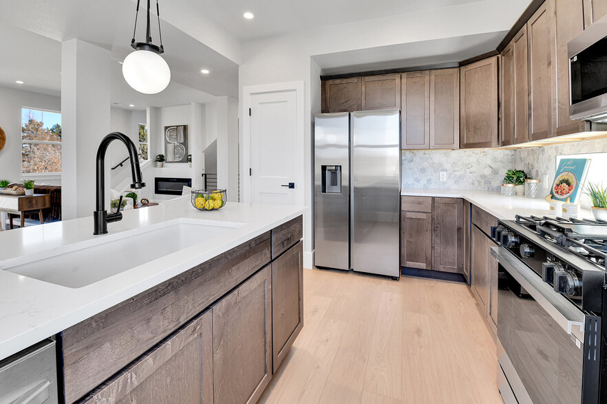 6643-6647 W 52nd Ave, Arvada, CO à vendre - Photo de l’immeuble – Image 3 sur 18