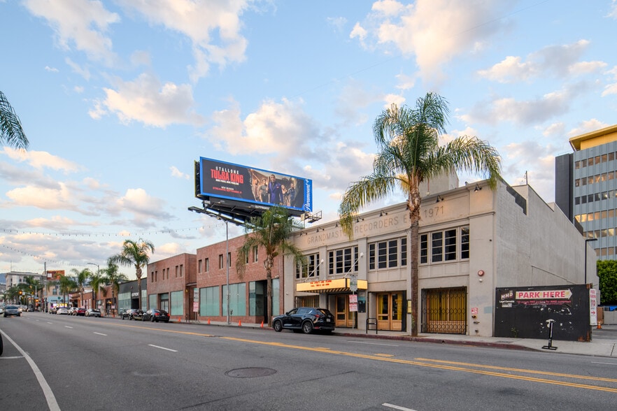 1518 Cahuenga Blvd, Los Angeles, CA à louer - Photo de l’immeuble – Image 2 sur 18