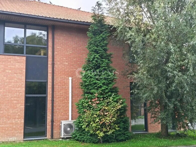 Bureau dans Wambrechies à louer - Photo de l’immeuble – Image 2 sur 12