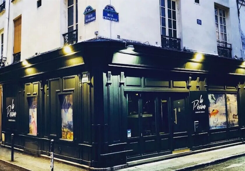 Local commercial dans Paris à louer - Photo de l’immeuble – Image 1 sur 1