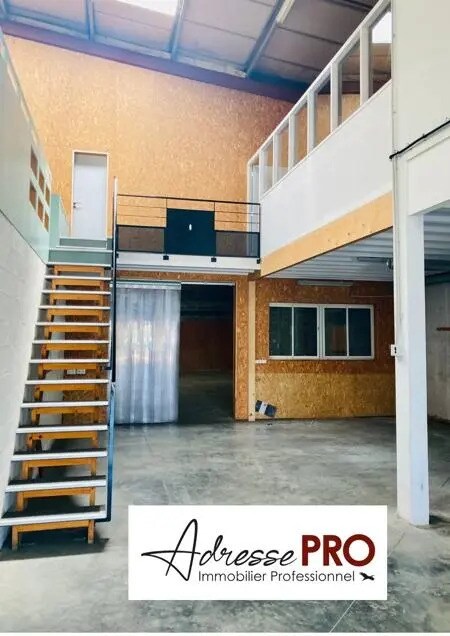 Plus de détails pour Local commercial à louer