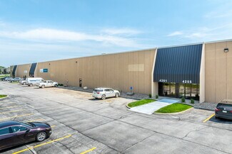 Plus de détails pour 4245-4269 109th St, Urbandale, IA - Industriel/Logistique à louer