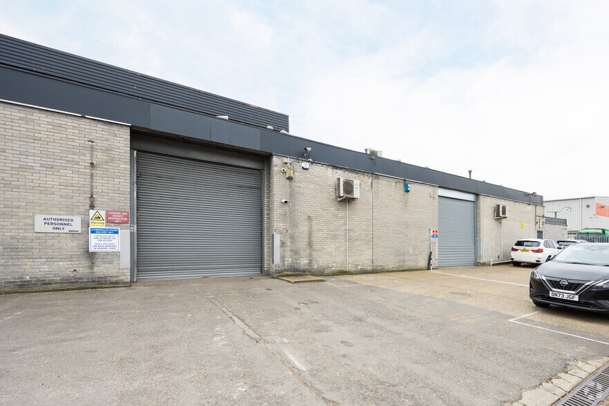 Howard Chase, Basildon à louer - Photo de l’immeuble – Image 3 sur 4