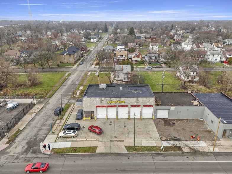 14801 Livernois Ave, Detroit, MI à louer - Photo de l’immeuble – Image 3 sur 46