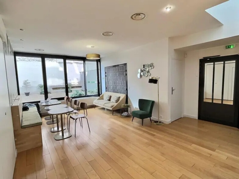 71 Rue Fondary, Paris à louer - Hall d’entrée – Image 2 sur 5